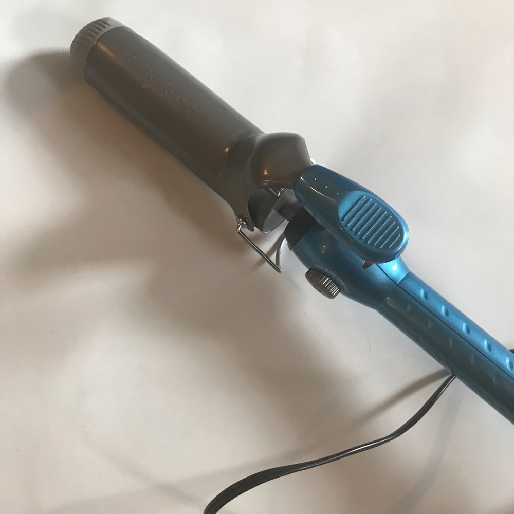 Babyliss Curling iron 1-1/2”